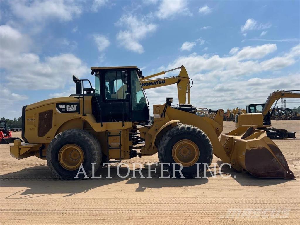 CAT 950GC Iekrāvēji uz riteņiem