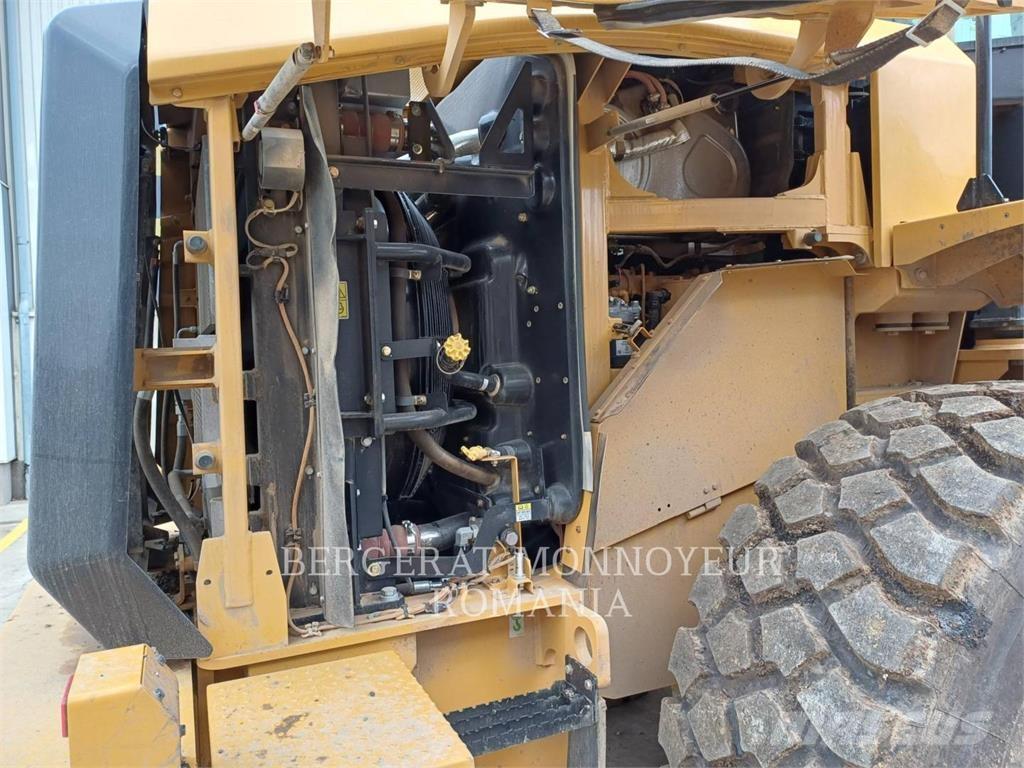 CAT 950GC Iekrāvēji uz riteņiem