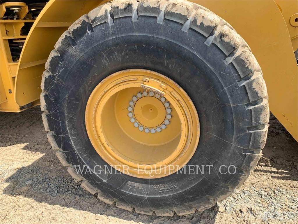 CAT 950GC Iekrāvēji uz riteņiem