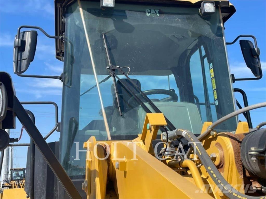 CAT 950GC QC Iekrāvēji uz riteņiem