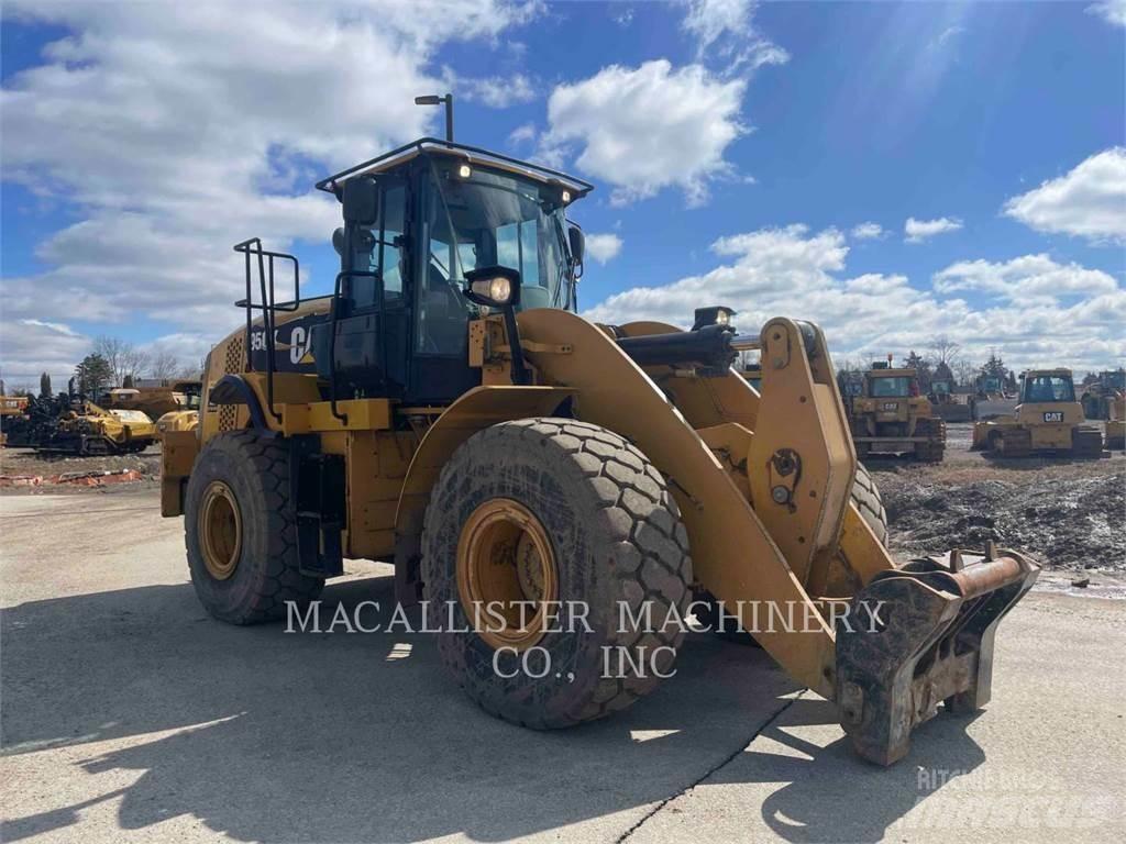 CAT 950K Iekrāvēji uz riteņiem