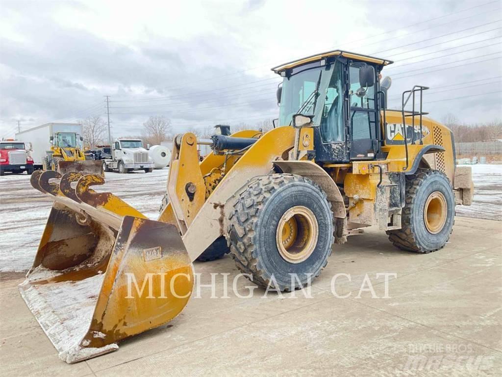 CAT 950K Iekrāvēji uz riteņiem