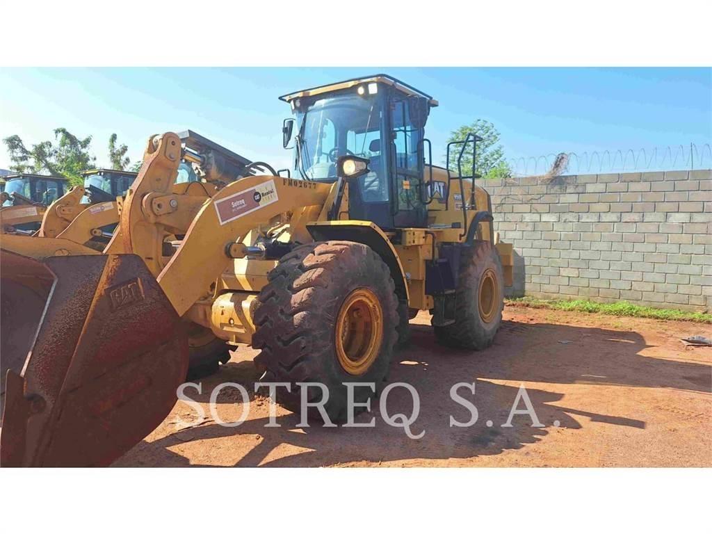 CAT 950L Iekrāvēji uz riteņiem