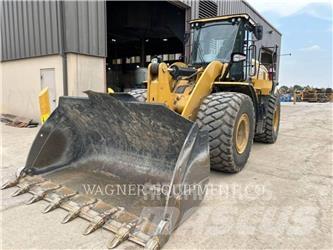 CAT 950M Iekrāvēji uz riteņiem