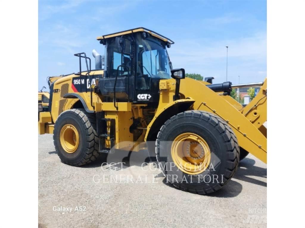 CAT 950M Iekrāvēji uz riteņiem