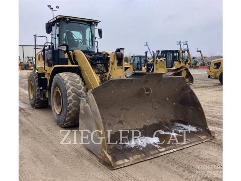 CAT 950M Iekrāvēji uz riteņiem