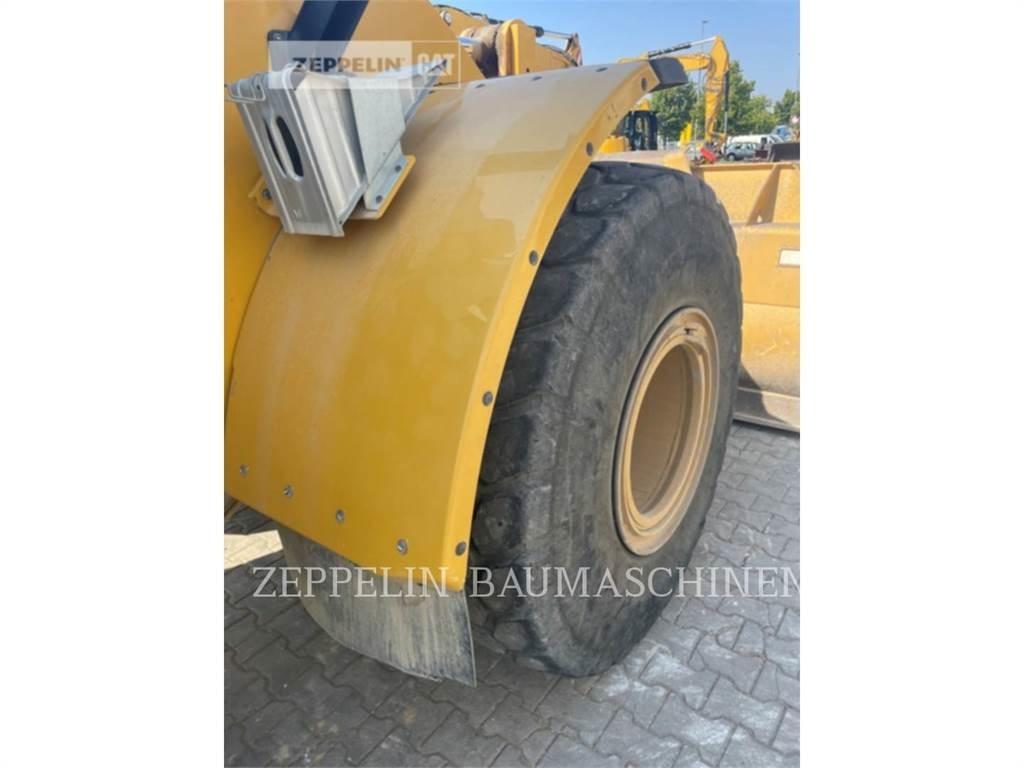 CAT 950M Iekrāvēji uz riteņiem