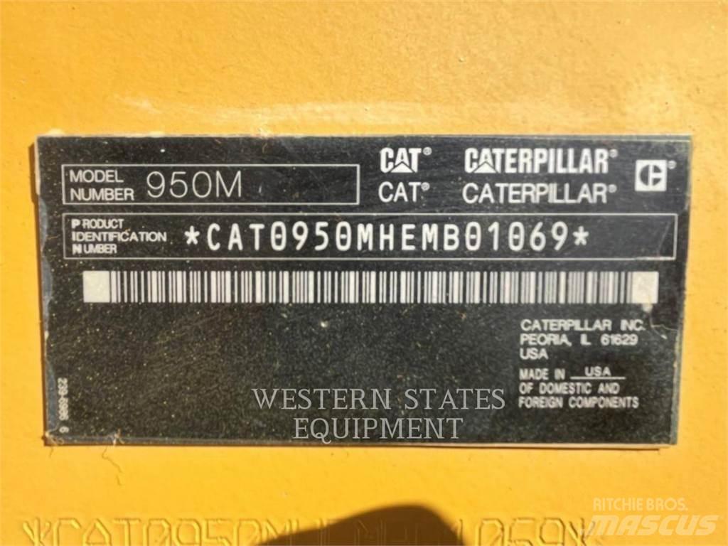 CAT 950M Iekrāvēji uz riteņiem