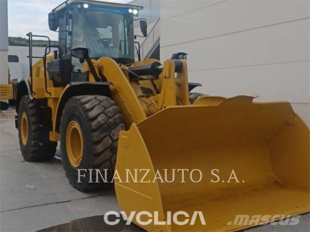 CAT 950M Iekrāvēji uz riteņiem