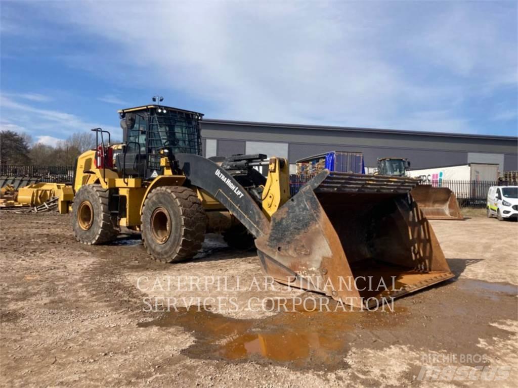 CAT 950M Iekrāvēji uz riteņiem