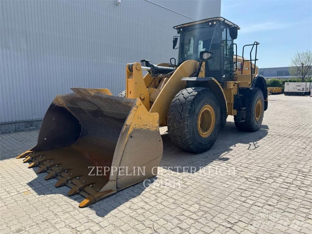 CAT 950M Iekrāvēji uz riteņiem