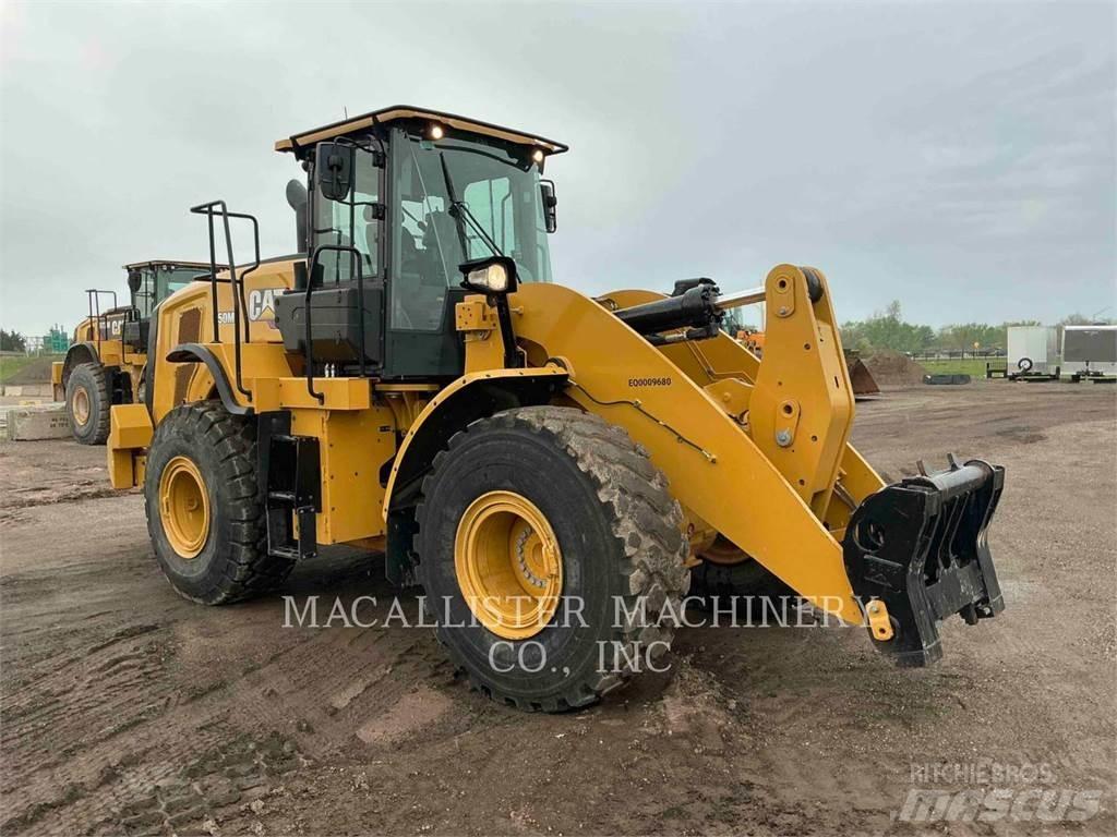 CAT 950M Iekrāvēji uz riteņiem
