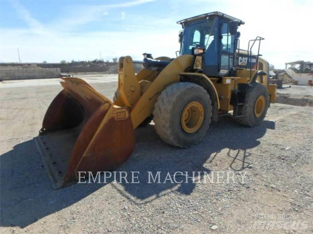 CAT 950M Iekrāvēji uz riteņiem