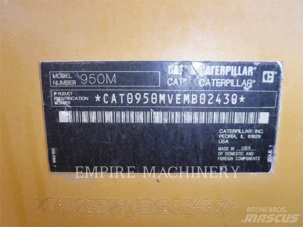 CAT 950M Iekrāvēji uz riteņiem
