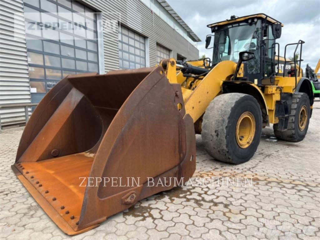 CAT 950M Iekrāvēji uz riteņiem