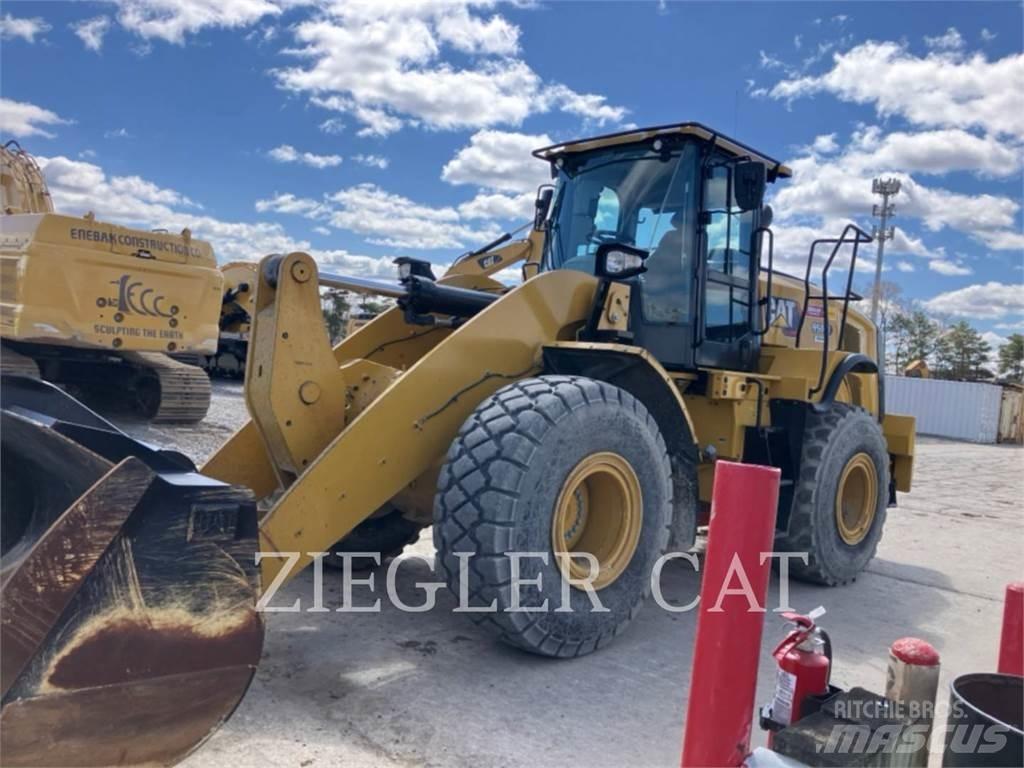 CAT 950M Iekrāvēji uz riteņiem