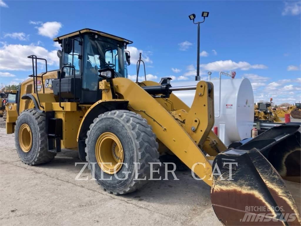 CAT 950M Iekrāvēji uz riteņiem