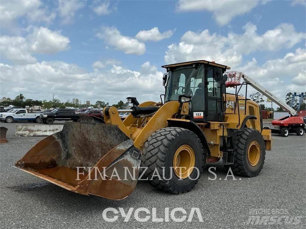 CAT 950M Iekrāvēji uz riteņiem
