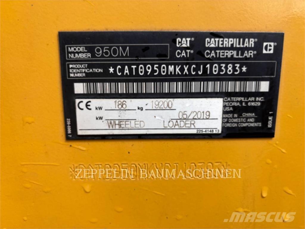 CAT 950M Iekrāvēji uz riteņiem