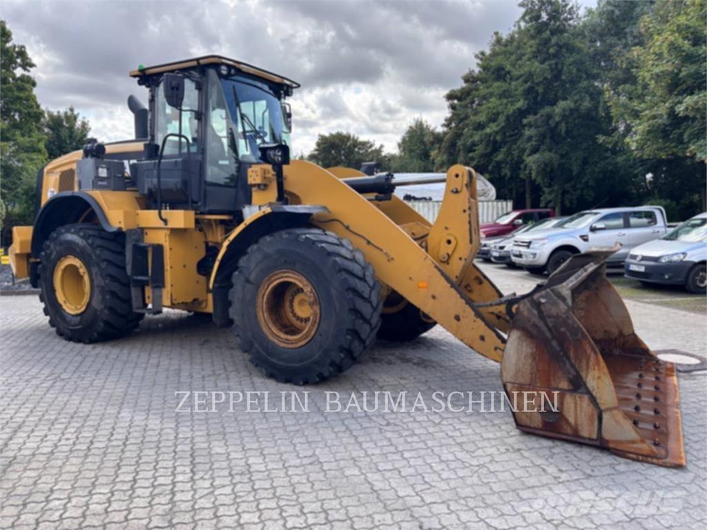 CAT 950M Iekrāvēji uz riteņiem