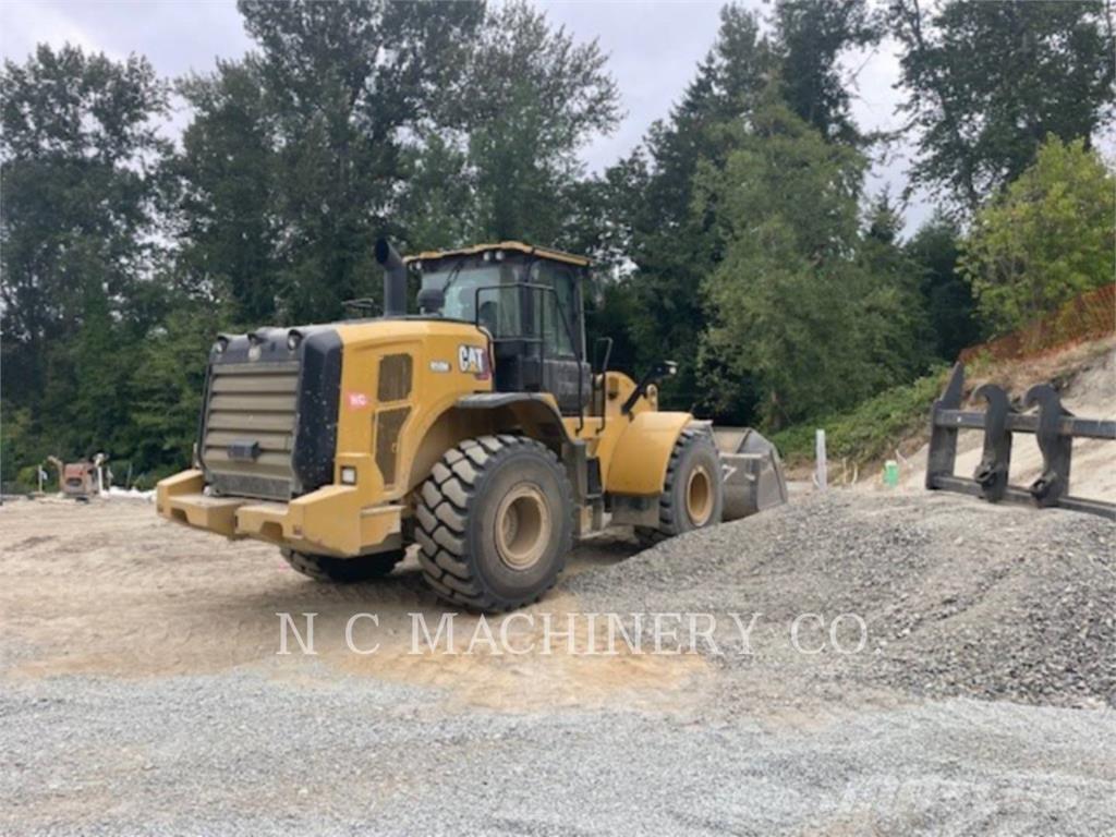 CAT 950M Iekrāvēji uz riteņiem