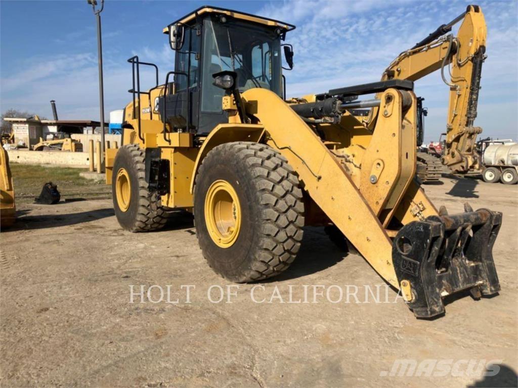 CAT 950M Iekrāvēji uz riteņiem