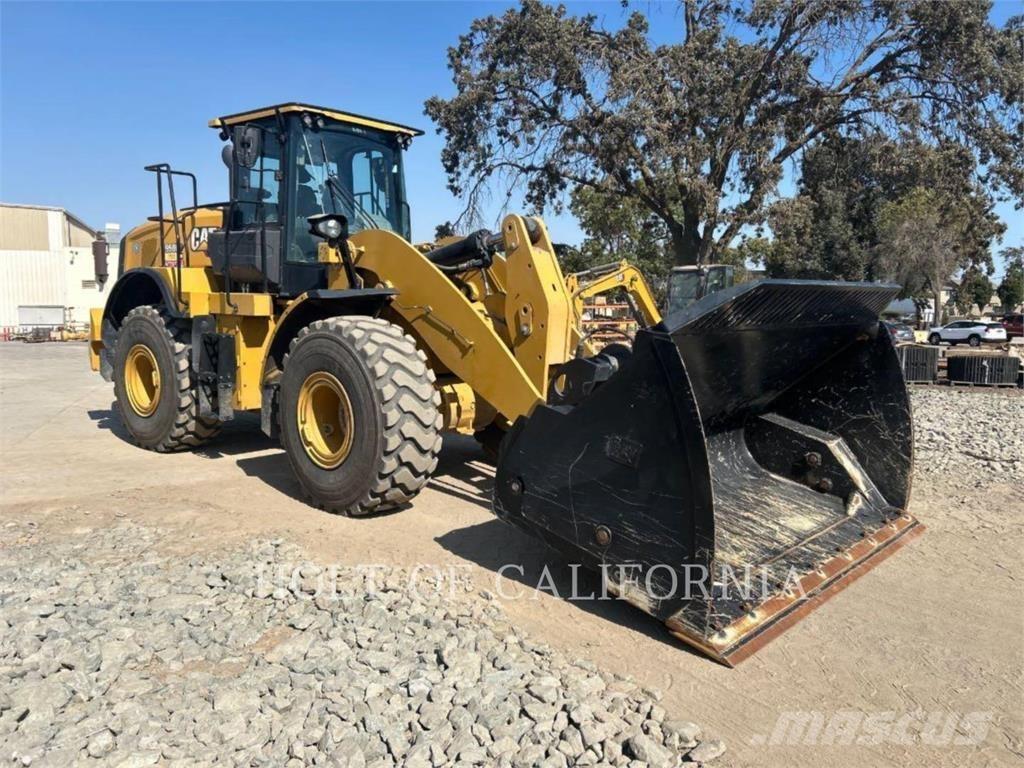 CAT 950M Iekrāvēji uz riteņiem