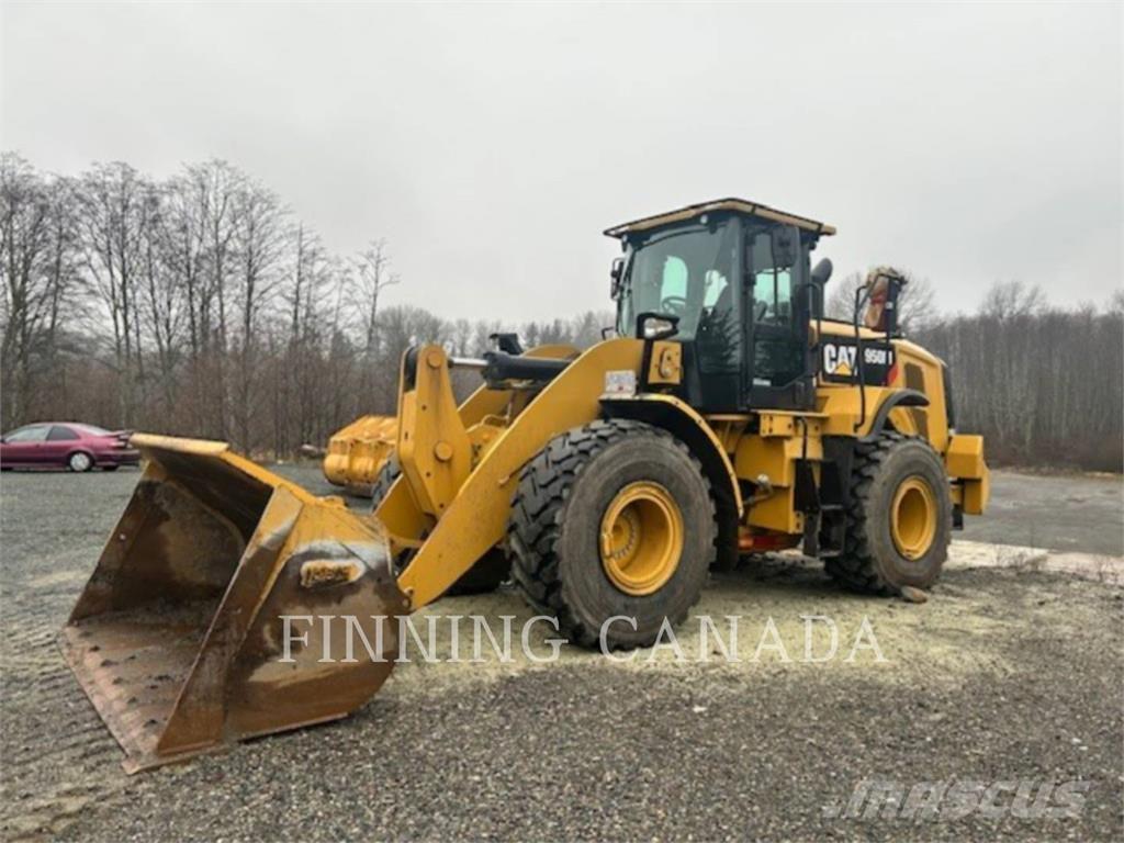 CAT 950M Iekrāvēji uz riteņiem