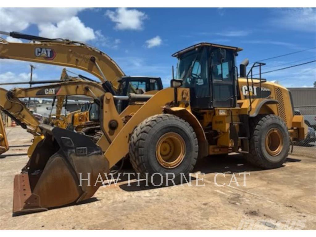 CAT 950M Iekrāvēji uz riteņiem