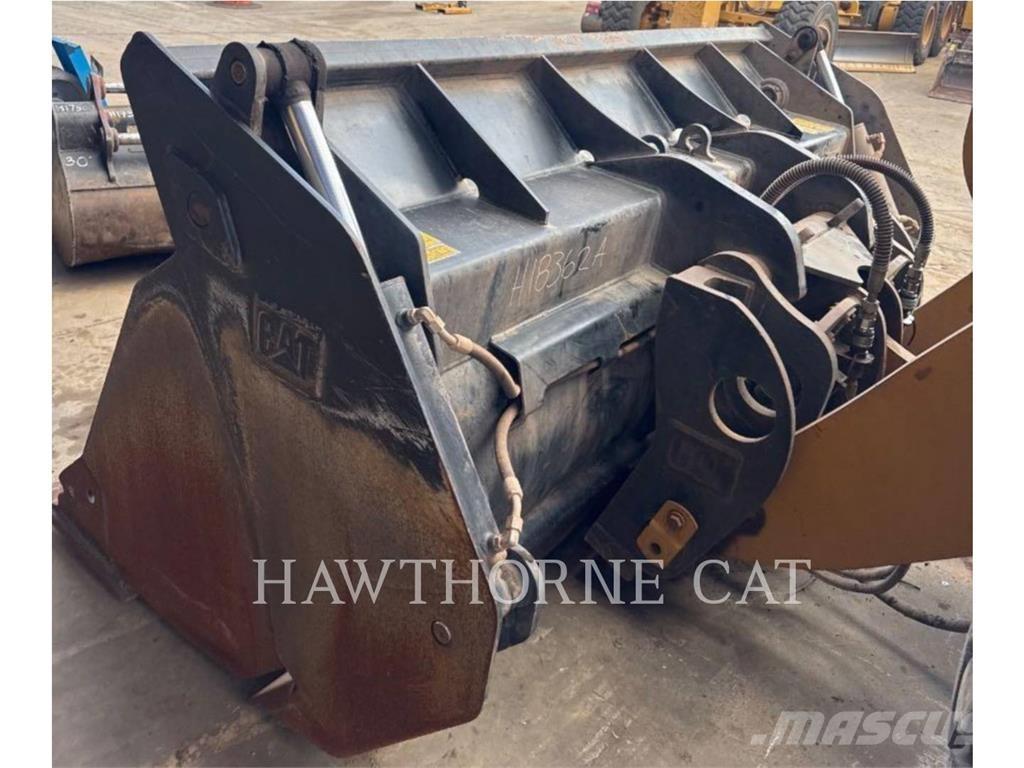 CAT 950M Iekrāvēji uz riteņiem