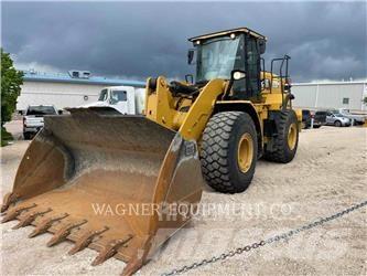 CAT 950M Iekrāvēji uz riteņiem