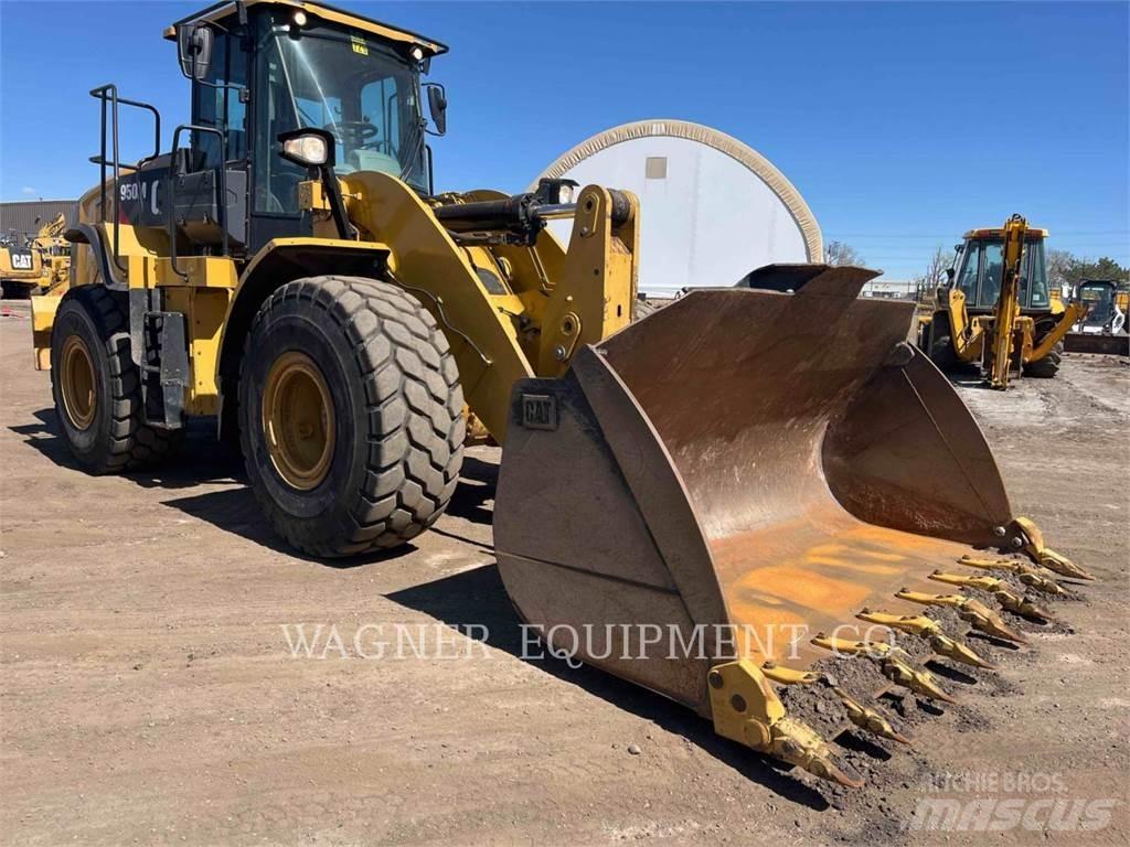 CAT 950M FC Iekrāvēji uz riteņiem
