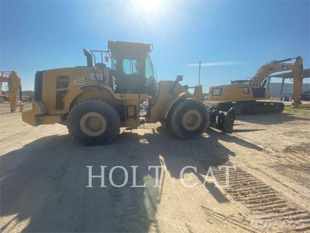 CAT 950M QC Iekrāvēji uz riteņiem