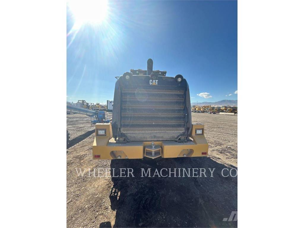 CAT 950M QC Iekrāvēji uz riteņiem