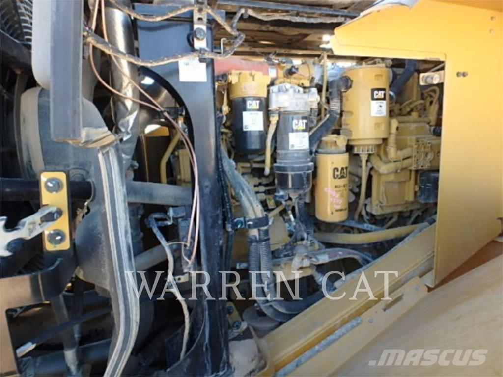 CAT 950M SW Iekrāvēji uz riteņiem