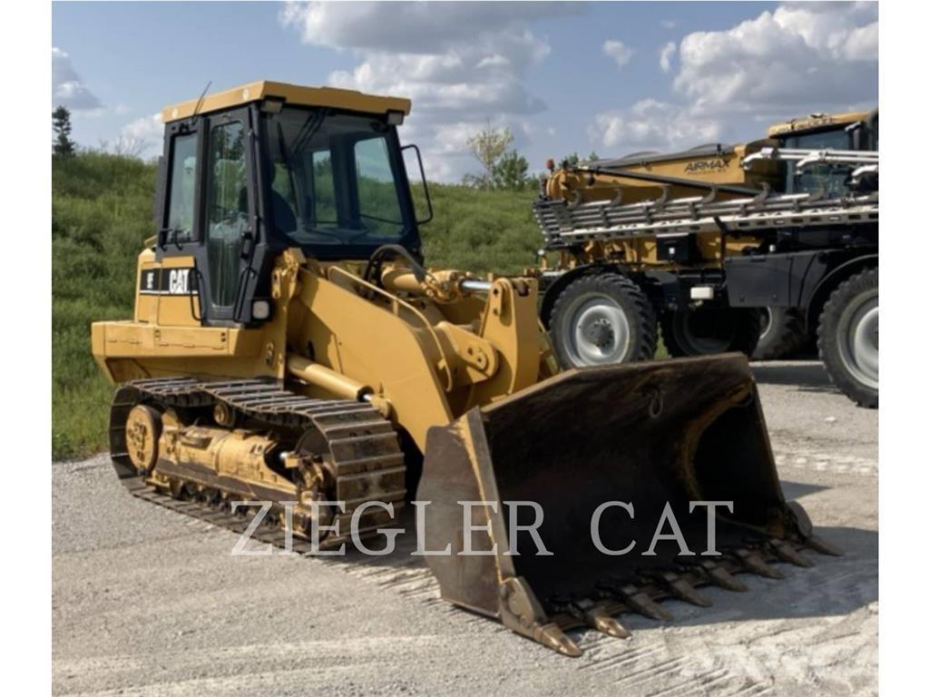 CAT 953C Kāpurķēžu iekrāvēji