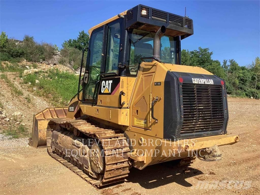 CAT 953D Kāpurķēžu iekrāvēji