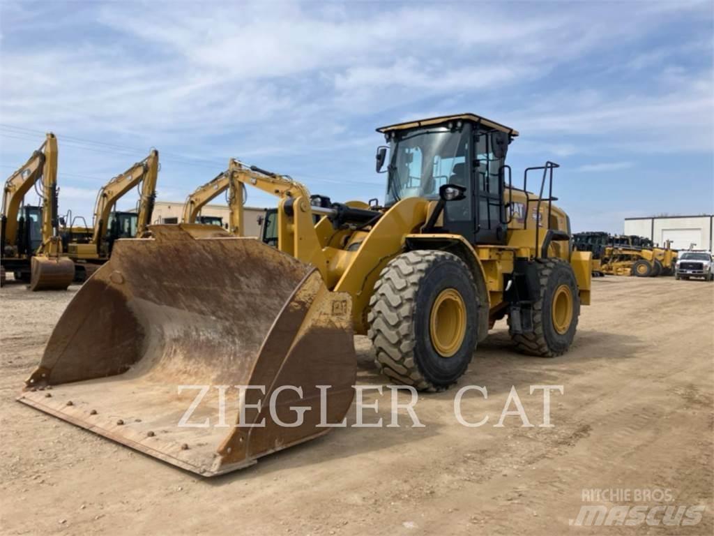 CAT 962 Iekrāvēji uz riteņiem