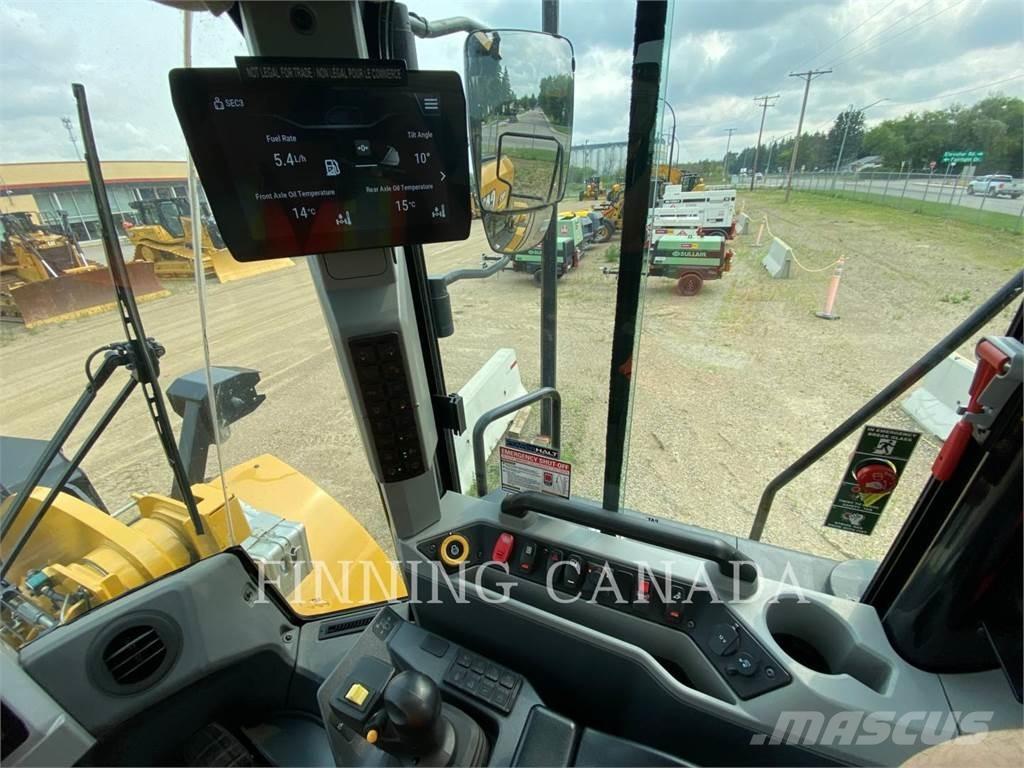 CAT 962-14 Iekrāvēji uz riteņiem