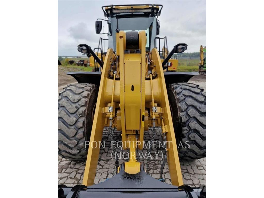 CAT 962-14 Iekrāvēji uz riteņiem