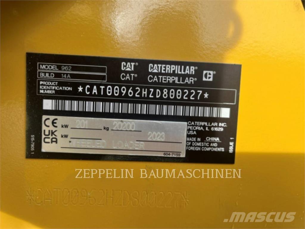 CAT 962-14A Iekrāvēji uz riteņiem
