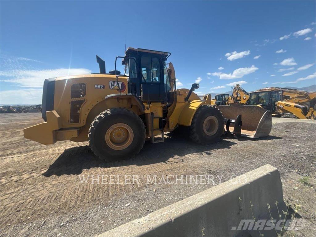 CAT 962 QC Iekrāvēji uz riteņiem