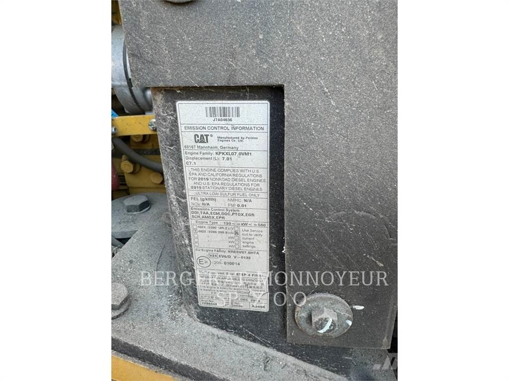 CAT 962M Iekrāvēji uz riteņiem