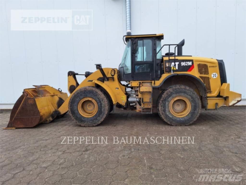 CAT 962M Iekrāvēji uz riteņiem