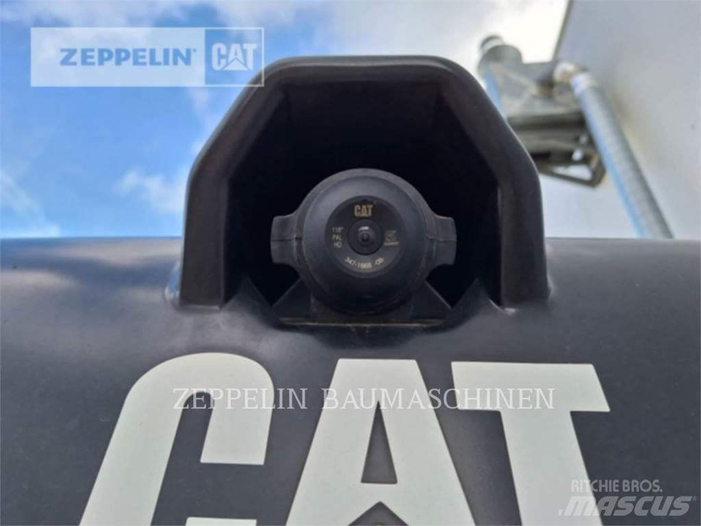 CAT 962M Iekrāvēji uz riteņiem