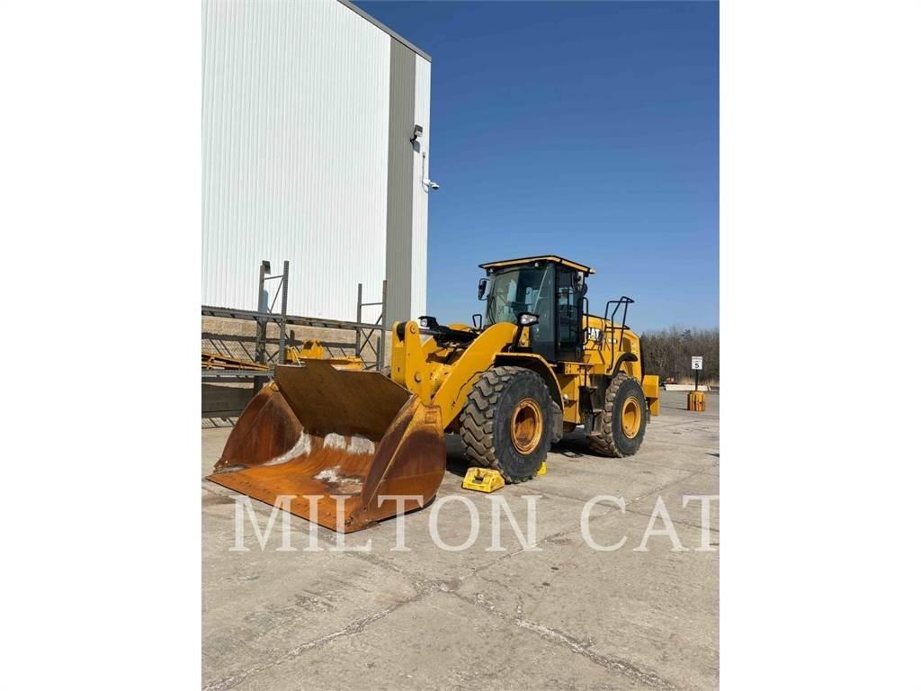 CAT 962M Iekrāvēji uz riteņiem