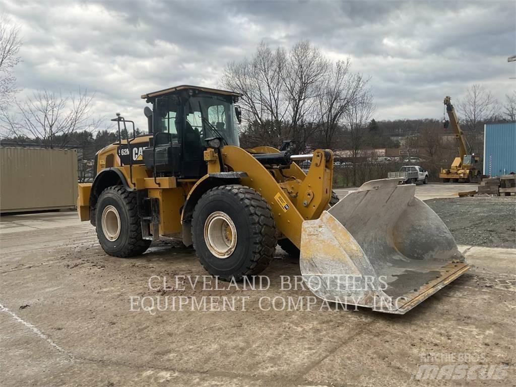 CAT 962M Iekrāvēji uz riteņiem