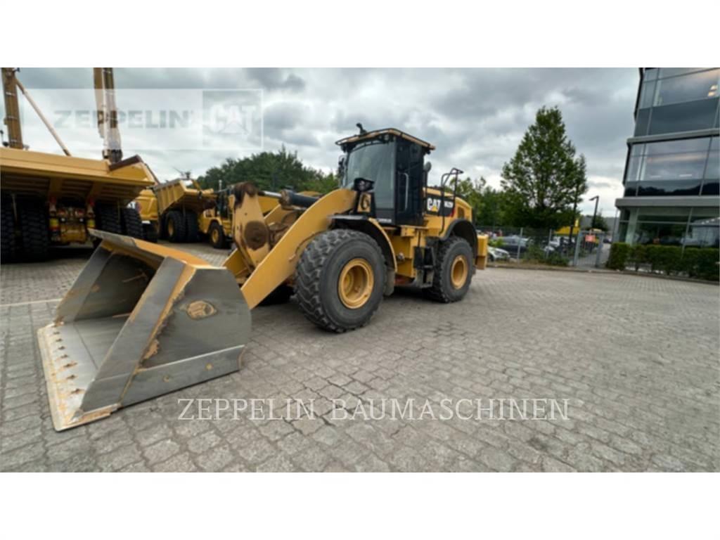 CAT 962M Iekrāvēji uz riteņiem