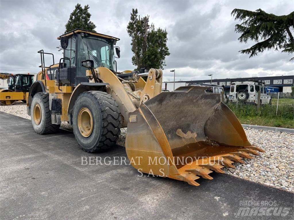 CAT 962M Iekrāvēji uz riteņiem