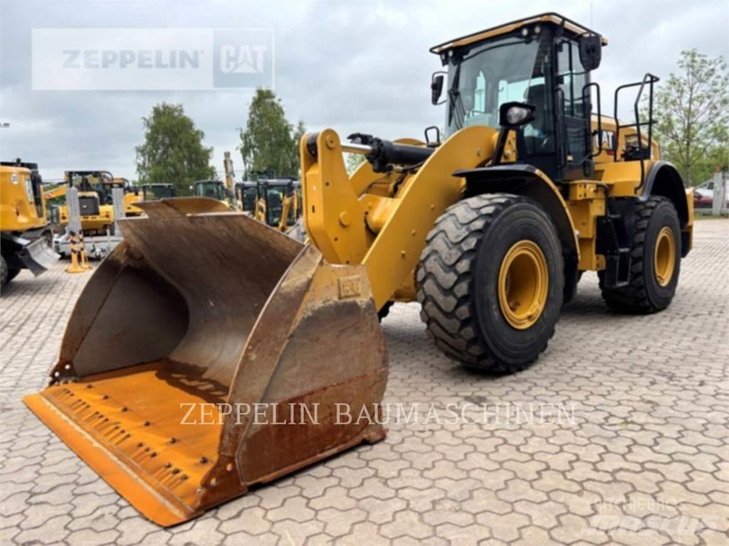 CAT 962M Iekrāvēji uz riteņiem